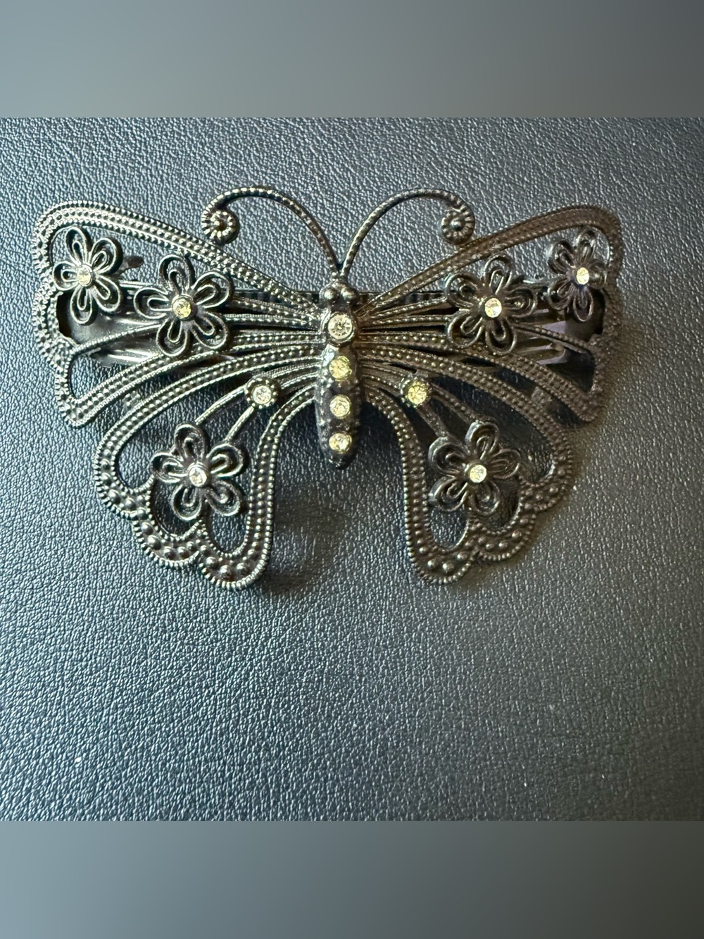 Y2K  Silver Pewter Tone Hair Clip Metal Rhinestone Butterfly Floral Clip